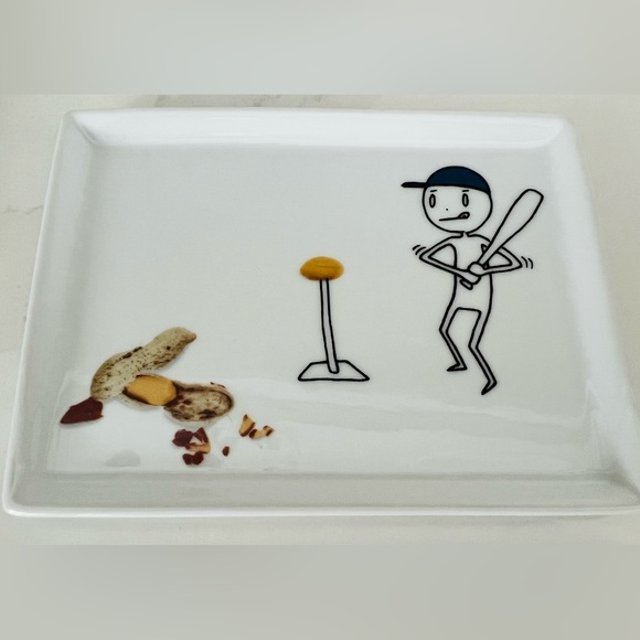 2 plates- Oliver Appetizer plate CB2 ( two plates) - Picture 2 of 2